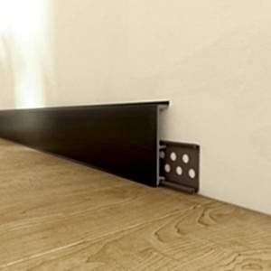 KERMİT KOMPOZİT SÜPÜRGELİK MODERNA 1012031 SİYAH