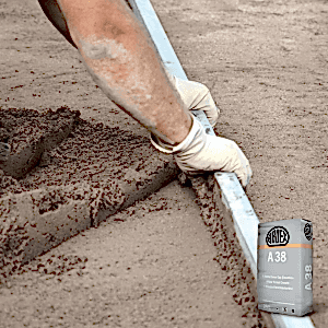  ARDEX A 38 4 saatte kuruyan, yüksek mukavemetli, özel şap çimentosu